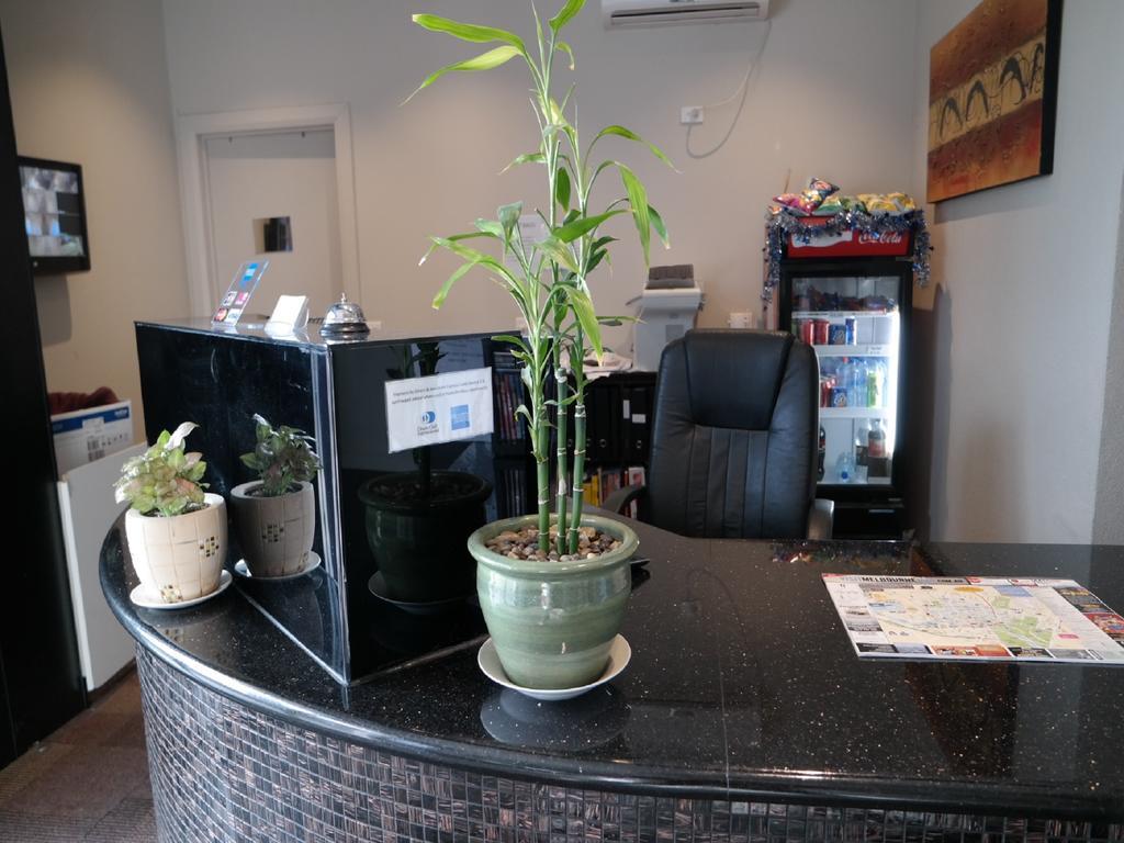 Parkville Place Serviced Apartments Melbourne Eksteriør billede